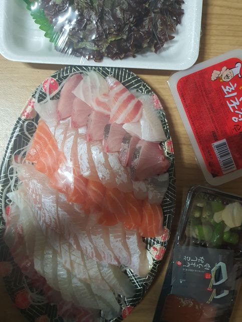 회는 좋아하는데 생선은 잘 몰라요ㅠㅠ의 0번 째 이미지