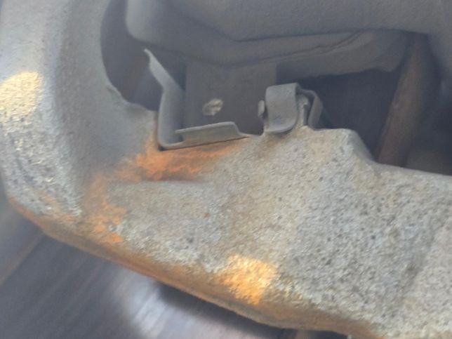 브레이크 패드 교체해야될까요?.??의 2번 째 이미지