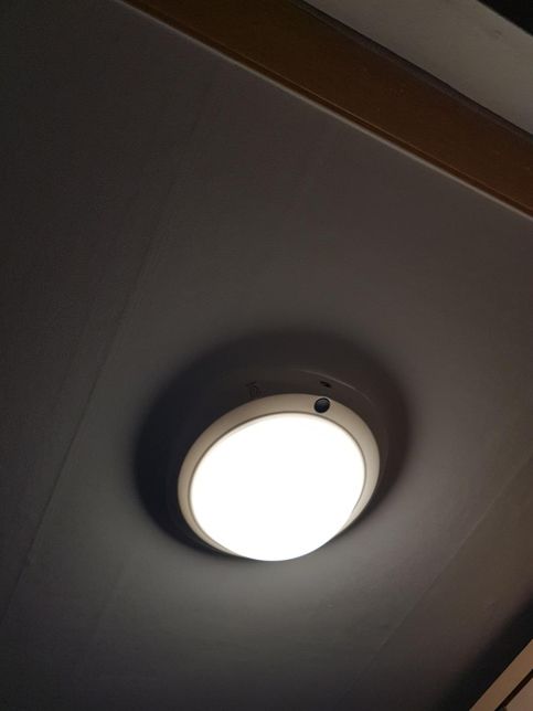 현관센서등이 왜 꺼지지 않는걸까요?의 0번 째 이미지