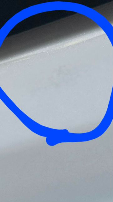 자동차 컴파운드로 너무 힘을줘서 작업을해서 펄손상의 0번 째 이미지