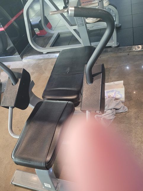 운동기구 와 운동기구 정확한 사용동작 좀 알려주세요의 1번 째 이미지