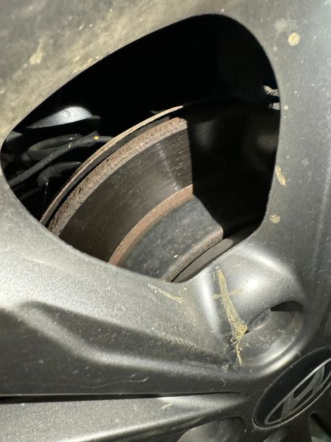 아반떼 ad 4만 킬로 뛰었는데 브레이크 디스크 교체 해야하나요?의 2번 째 이미지