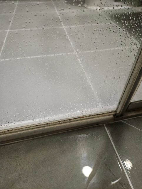 청소 고수님들 화장실 청소 꿀팁 좀 부탁드립니다.의 1번 째 이미지