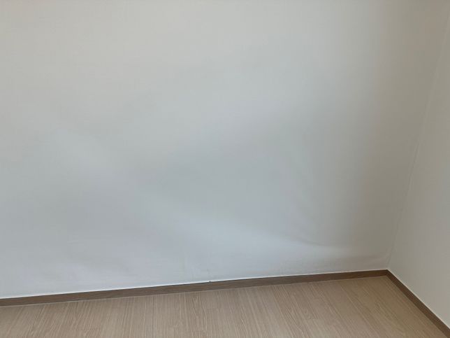 벽지 도배 상태 불량) 아파트 시공 문제인가요 도배 문제인가요?의 2번 째 이미지