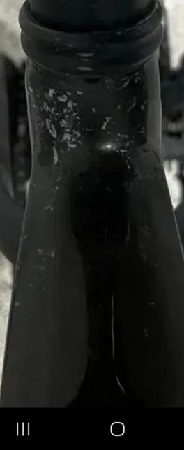 첼로 XC 카본 크렉 인지 까짐 인지 궁금합니다의 2번 째 이미지