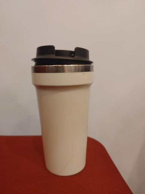 플라스틱은 왜 오래 부식되면 깨지기 쉽나요?의 2번 째 이미지