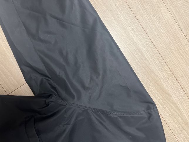 이런 옷도 수선집에서 팔 기장 수선 가능할까요?의 1번 째 이미지