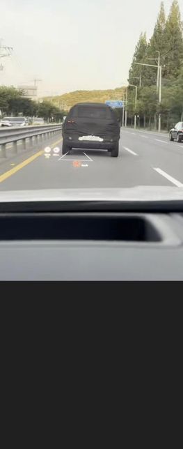 도로가던중에 앞에 위장막 차량은 무엇일까요??의 0번 째 이미지