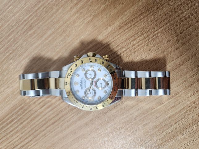 롤렉스 데이토나 제품 정품여부 가능한가요?의 0번 째 이미지