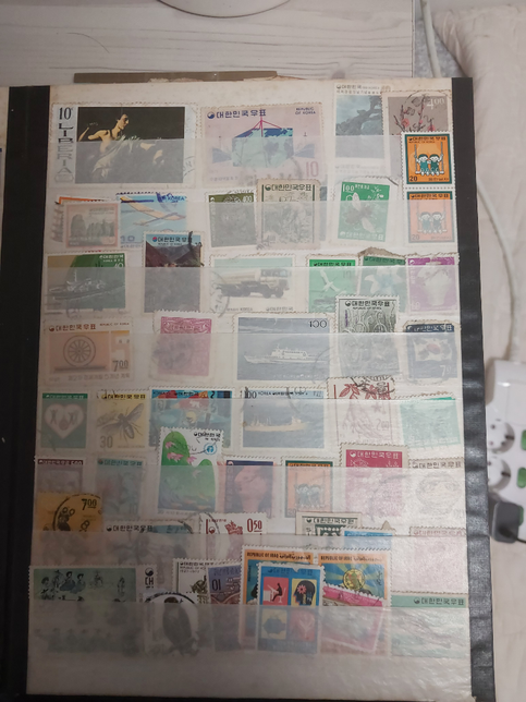 아주옛날에 보관했던것처럼보이는 우표가격이 궁금해요의 2번 째 이미지