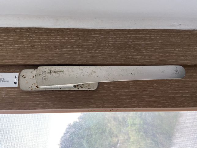 샷시 핸들 교체하고싶은데 잘 아시는분 계시나요?의 0번 째 이미지