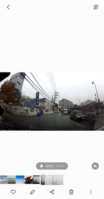 중앙선 없는 골목에서 정면추돌시 과실 비율?의 0번 째 이미지