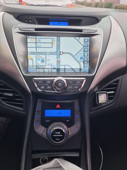 아반떼MD 13년식 네비게이션(지니) 업데이트 방법?의 0번 째 이미지