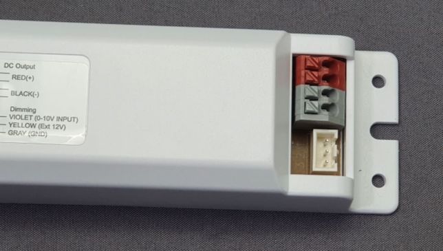 LED 조명과 안정기를 음향 케이블로 연결해도 문제 없을까요?의 0번 째 이미지