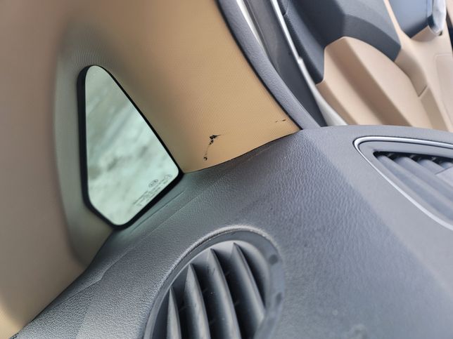 차 수리 후 실내 오염시킨 사장님이 소송을 하라고 하네요.?!.의 3번 째 이미지