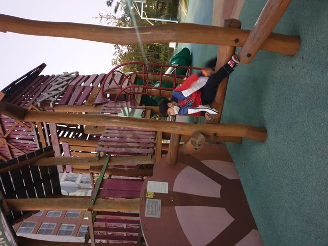 타아파트에서 놀다 놀이터에서 다쳤어요의 1번 째 이미지