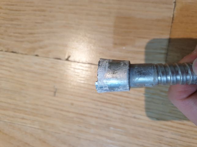 샤워 호스기가 완전히 분리되었어요....의 3번 째 이미지