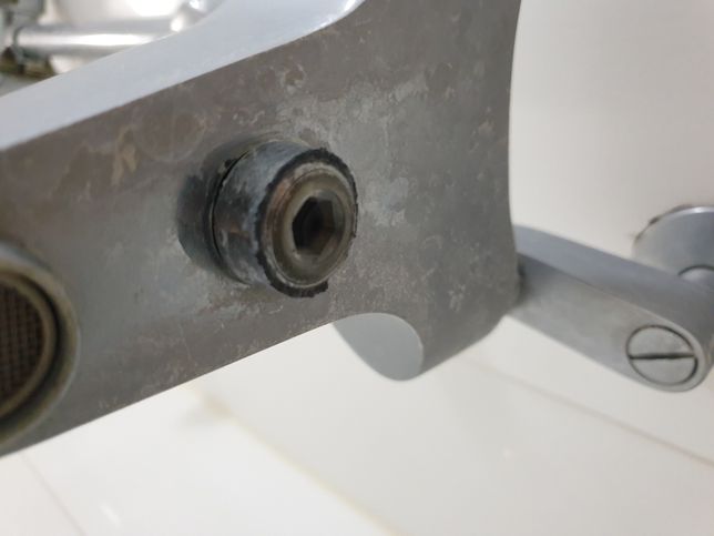 샤워 호스기가 완전히 분리되었어요....의 2번 째 이미지