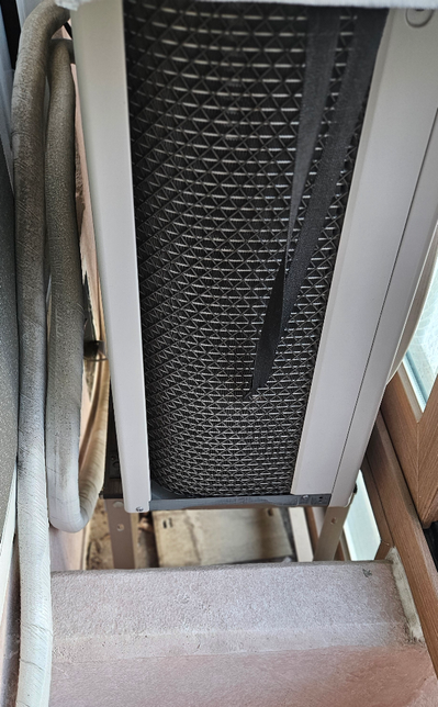 (사진) 에어컨 실외기 소음 어떠헤 해야 할까요의 1번 째 이미지