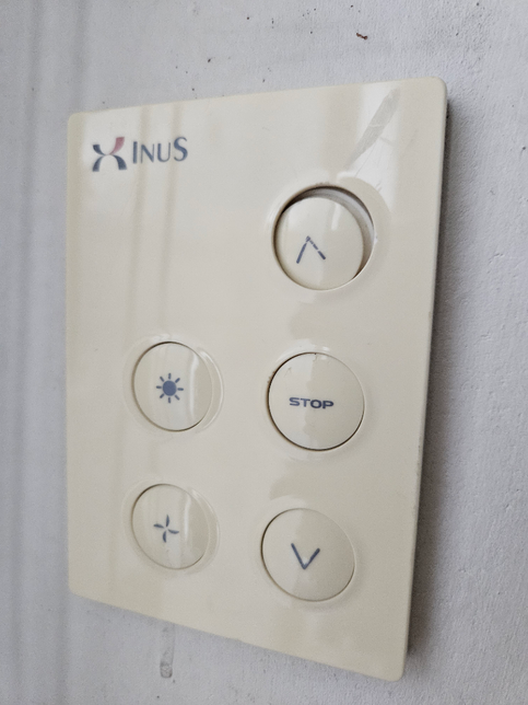 버튼이 안으로 들어가서 눌리지않는데 방법있을까요?의 0번 째 이미지