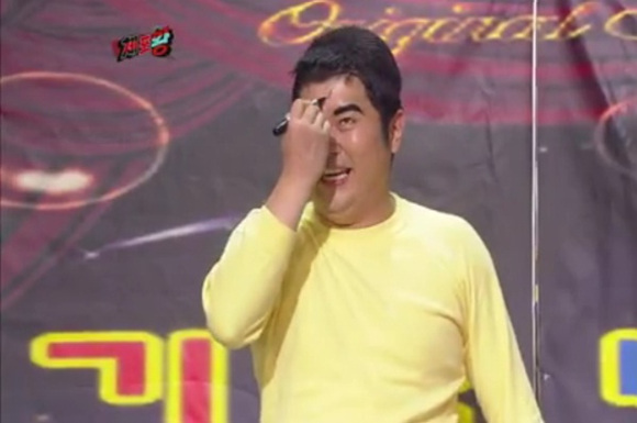 왜 더 이상은 코미디 프로그램에서 동네바보 캐릭터를 사용하지 않아요?의 1번 째 이미지