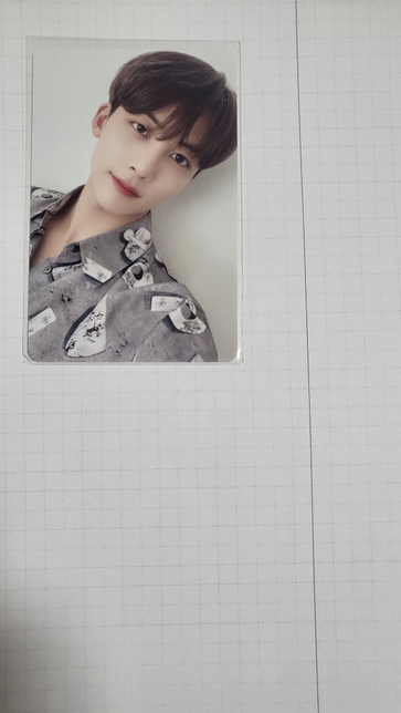 세븐틴 포카 시세 아시는분 있나요??의 1번 째 이미지