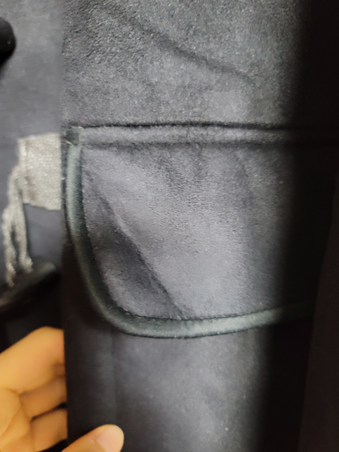 무스탕옷의 손상된 부분이 있는데 어떻게 복원시킬 수 있을까요?의 0번 째 이미지