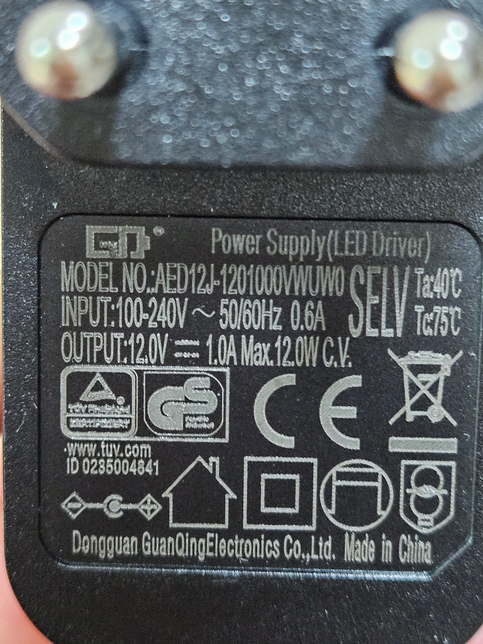 EU 플러그가 달린 제품을 샀는데 변환기를 쓰면 되나요?의 0번 째 이미지