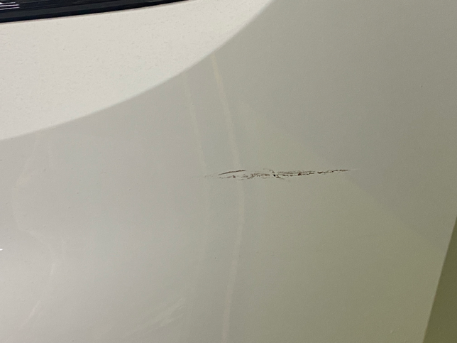 주차장 뺑소니로 인한 긁힘 자국, 어떻게 해야될까요?의 1번 째 이미지