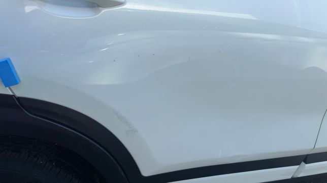 자동차 우측문(앞, 뒤) 판금도색 해야할까요?의 0번 째 이미지