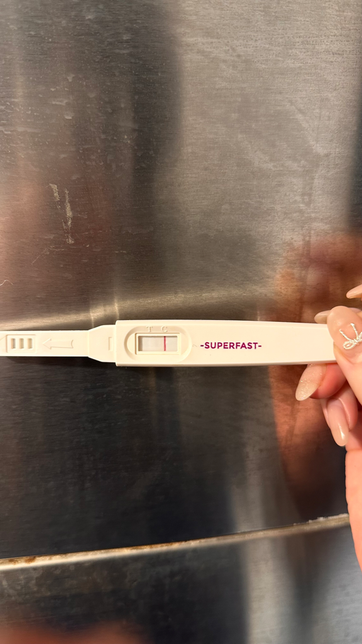 임신일까요?제발 자세히 좀 봐주세요ㅠㅠ의 0번 째 이미지