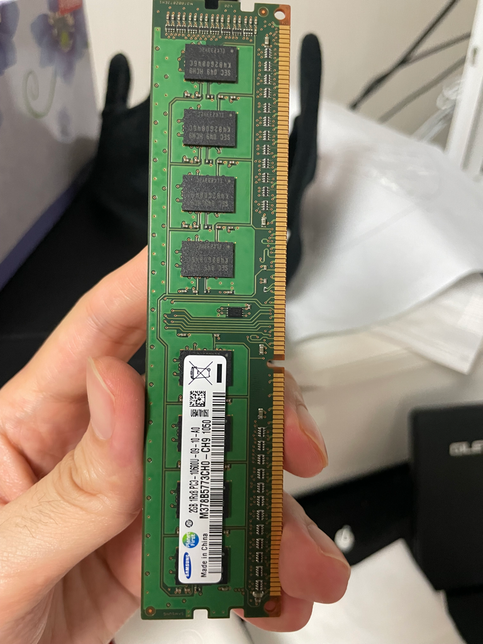 컴퓨터 램카드 추가 할때 알아둬야할사항의 1번 째 이미지