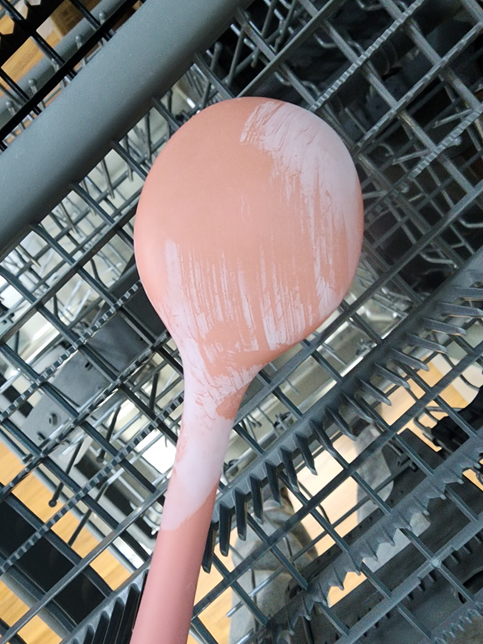 식세기 후 하얀거 이거 왜 이렇게 되나요?의 0번 째 이미지