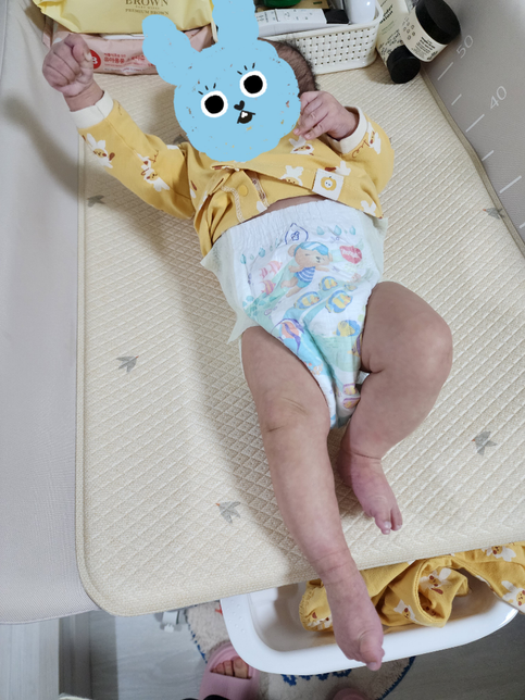 아기가 요즘 주먹고기를 먹고 손탐색을 하는데요.의 0번 째 이미지