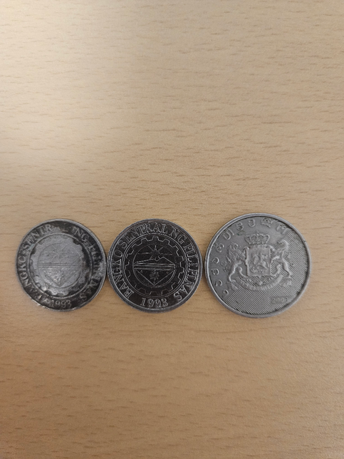 외화동전이 어느나라 동전인지, 그리고 동전 환전 가능할까요?의 1번 째 이미지