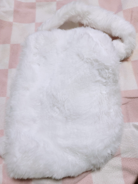 페이크퍼 가방은 어떻게 버려야 되나요?의 0번 째 이미지