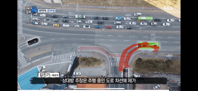 우회전 신호 없는 2차로 우회전에서 어느 차로로 우회전 해야하나요?의 2번 째 이미지