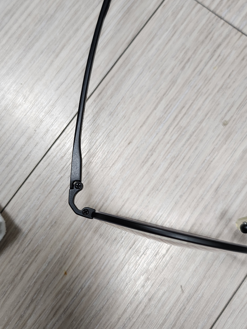 안경태관련 궁금한게 있어요!!의 0번 째 이미지