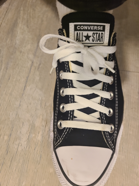 신발 윗부분 깔개같은거 안돌아가게 하는 법 없나요의 1번 째 이미지