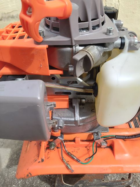 4행정 미니관리기가 시동은 걸리는데 밑에 톱날이 안돌아요의 2번 째 이미지