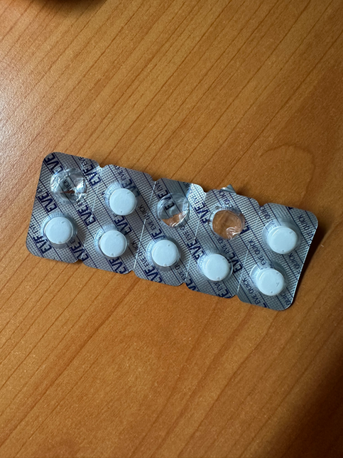 생리통 약이랑 피부과 약이랑 같이 먹어도 되나요?의 1번 째 이미지