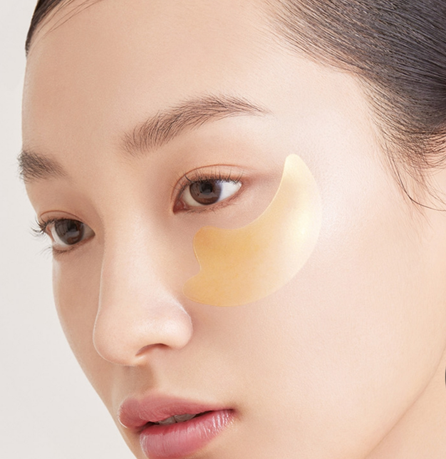 화장품 사용 방법-아이패치 어떻게 사용하나요?의 0번 째 이미지