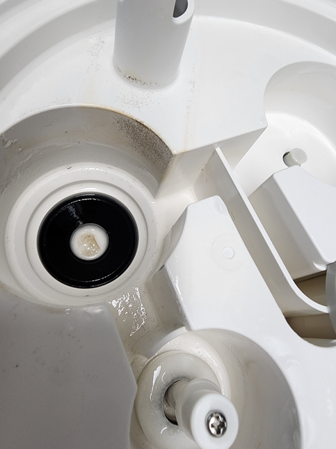 곰팡이 핀 가습기 버려야 할까요? 깨끗이 씻을 수 있을까요?의 0번 째 이미지