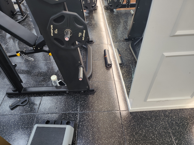 헬스장 거울파손-손해 배상 어떻게 해야될까요?의 2번 째 이미지