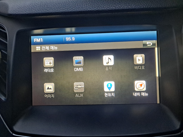 그렌져hg15년식 네비게이션 에 기능들은 어떻게 사용해야해나요?의 0번 째 이미지