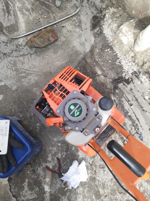 4행정 미니관리기가 시동은 걸리는데 밑에 톱날이 안돌아요의 0번 째 이미지