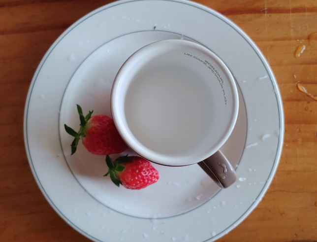 우유와 딸기는 어떤 점에서 궁합에 맞아요?의 0번 째 이미지